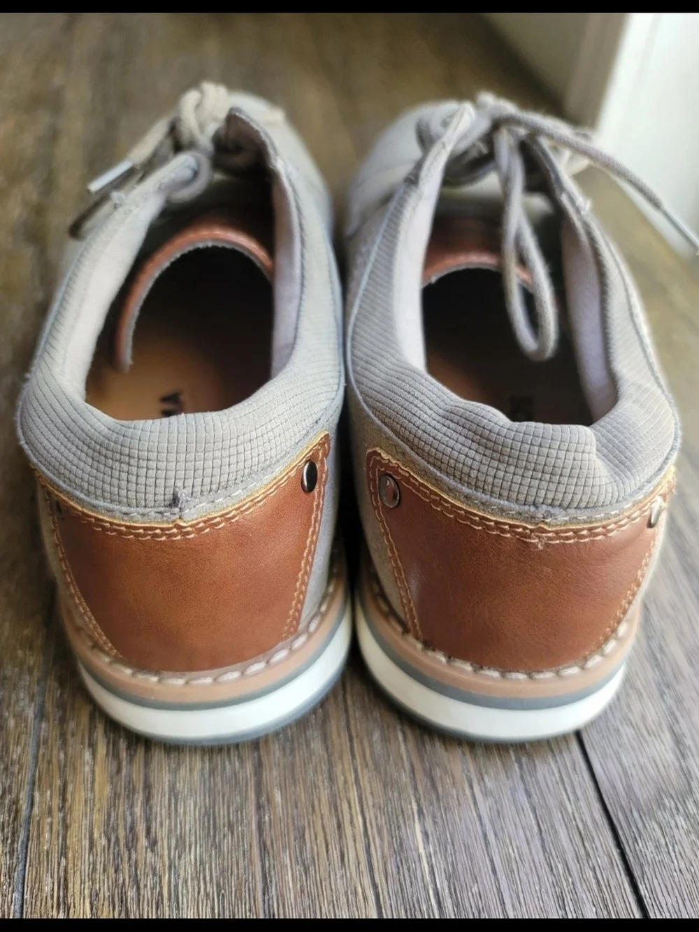 Sonoma Men's Lace-Up Oxfords in Light Gray Suede & Textile